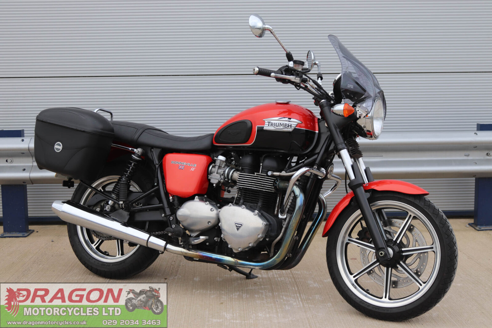 2012 Triumph Bonneville 865 SE